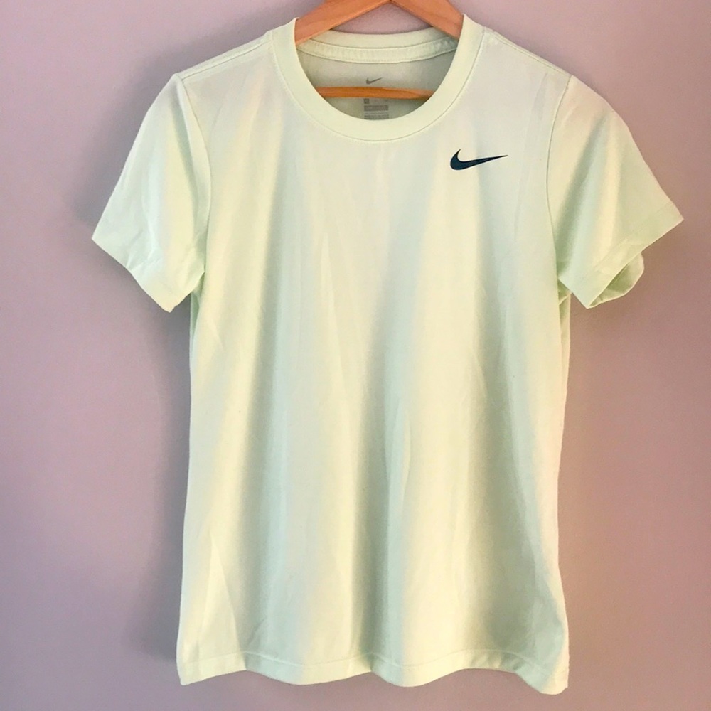 NWOT Lime green Nike dri fit tshirt